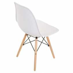 Комплект 4 стула Eames пластик белый ножки бук